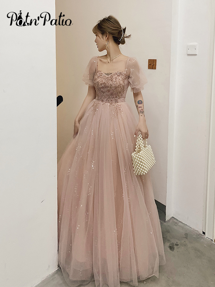 핑크 긴 약혼 드레스 2021 년 아가씨 스퀘어 넥 a 라인 바닥 길이 등받이 장식 된 얇은 명주 그물 이브닝 가운